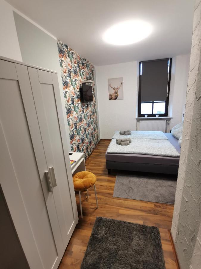 Pension Landgasthof - Iva Гаслох Екстер'єр фото