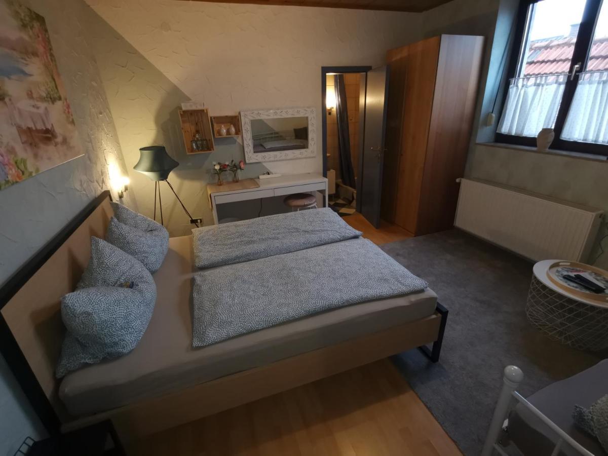 Pension Landgasthof - Iva Гаслох Екстер'єр фото